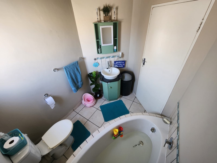 3 Bedroom Property for Sale in Waterval East North West